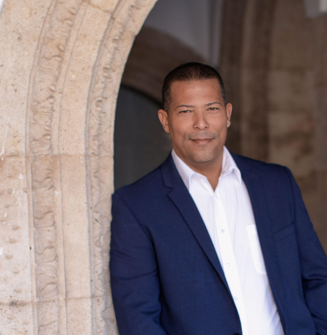 Dr. Francisco J. Milian Rodríguez, profesional en salud mental, trabajo social clínico y criminología forense en Kissimmee, Florida